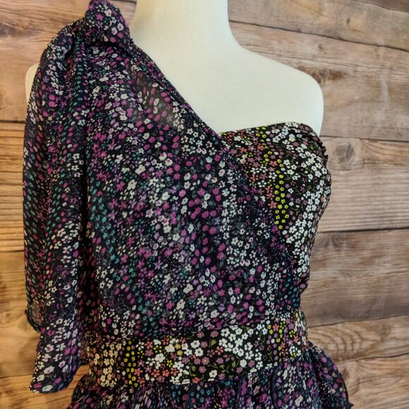 Fun floral One Shoulder dress - Picture 2 of 6